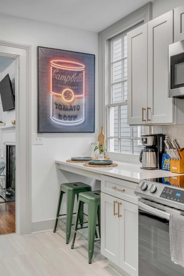 Апартаменты The Palmetto House B- Walk To King Street Чарльстон Экстерьер фото