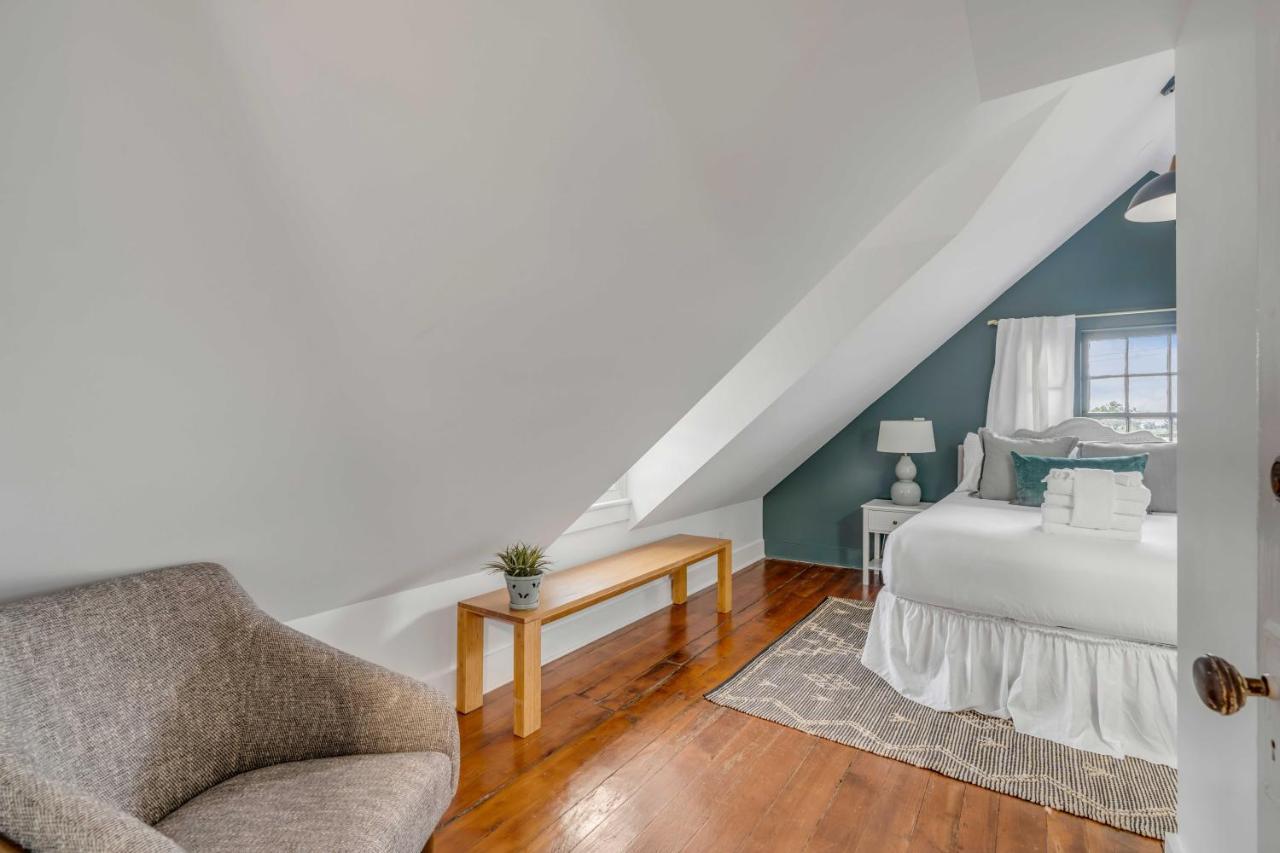 Апартаменты The Palmetto House B- Walk To King Street Чарльстон Экстерьер фото